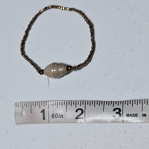 Boho Handcrafted Beaded Bracelet Large Center Bead Brass Accents Beach Core - Picture 3 of 3